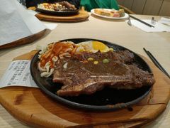 -纽斯特牛排自助餐厅(浦江万达店)