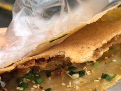 -正宗杂粮煎饼香软鸡蛋饼