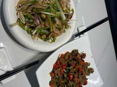 -三湘四水正宗湘菜(君峰路店)