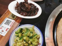 -三里屯土灶炖公鸡地锅鸡(江东店)