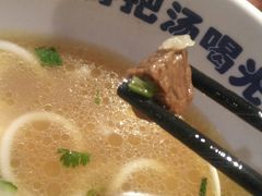 -鑫花溪牛肉米粉(东环大润发店)