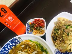 -湘人龙记老长沙米粉(鸟巢店)
