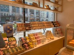 零售区-好利来(尚志大街店)