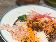 滇味凉米线-福照楼汽锅鸡·云南菜(火车站锦江店)