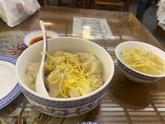 -笑来喜馄饨小笼工坊店(湖滨街店)