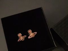 -Vivienne Westwood(上海来福士广场店)
