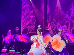 -金东尼人妖秀