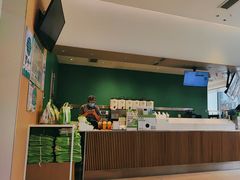 -奈雪的茶(优特汇店)