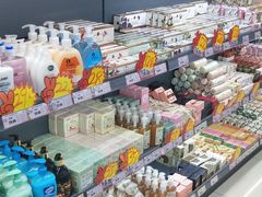 -综合保税区进口商品直销中心(新百店)