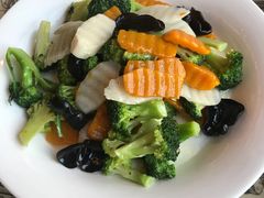 -十二饭点·川菜(北站圆融店)