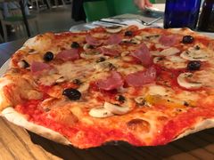 -Pizza Express(机场T1店)