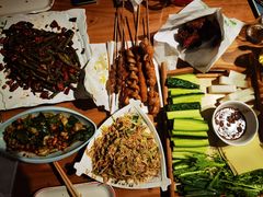 沾酱菜-小俩口烧烤东北菜(双井店)