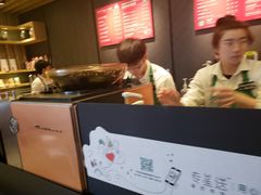 -星巴克(港汇1号办公楼店)