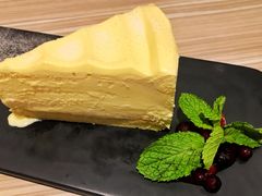 黄萌萌榴莲蛋糕-必胜客(新福地店)