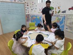 -i2青少儿英语(爱加星悦荟店)