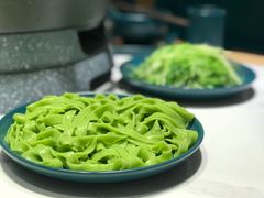 菠菜面-千稻剁椒大鱼头(CityOn熙地港店)