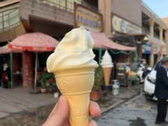 -古老冰山特色冰淇淋店(艾提尕尔店)