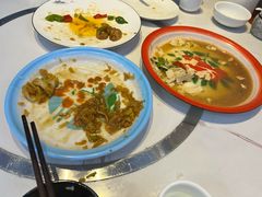 -雪乡人家东北菜·铁锅炖一切(高斯路店)