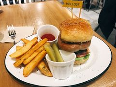 -HELLO 27 意面·沙拉·帕尼尼