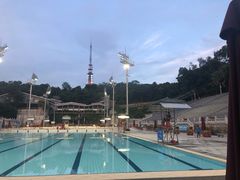 -越秀山游泳场