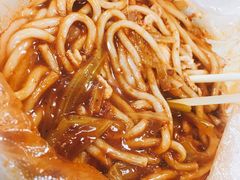 酱香鸡肉炒米粉-辣风芹酱香米粉(新疆炒米粉软件园店)