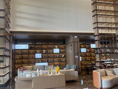 -广州番禺万博CBD汉溪长隆亚朵X酒店