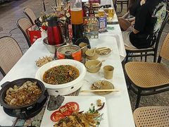 -刘姐啤酒鱼民族演艺餐厅(西街总店)