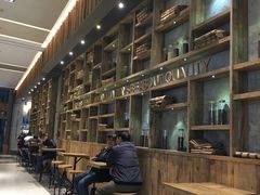-星巴克臻选(湖滨道店)