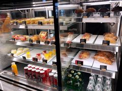 面包甜点陈列柜-COSTA COFFEE(上海月星环球港店)