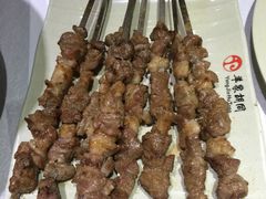 -羊家胡同·龙虾烧烤火锅(龙汇路店)