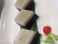 椰汁红豆芝麻糕-金汇酒楼(中山东区店)