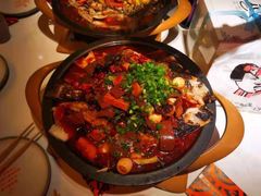 -鸣记脆皮烤鱼·海鲜烤鱼(三八广场店)
