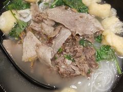 油豆腐牛肉粉丝汤（咖喱）-小杨生煎(乐坊虹井店)