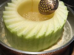 -得意咚瓜·顺德鱼生·冬瓜火锅(深圳首店)