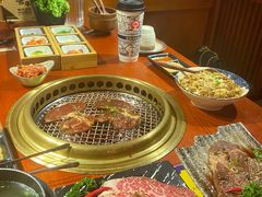 -喜牛烧肉酒场·黑金店(威高广场店)