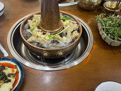-岳记兴隆·青城腊排铜火锅(融创店)