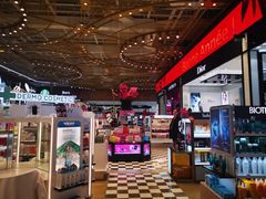 -戴高乐机场免税店(BuY PARIS DUTY FREE)
