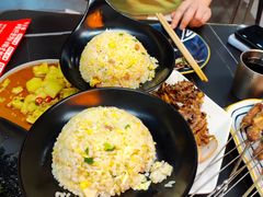 -许哥东北烧烤·铁丳烤串·宫后夹肉(繁花中心店)
