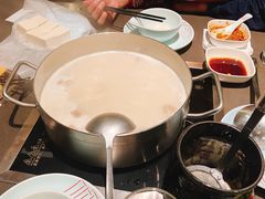 -捞王锅物料理(上海世茂广场店)