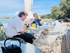 -Takapuna Beach Cafe