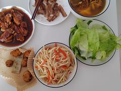 -爱的果实月嫂育婴师(世纪东方店)