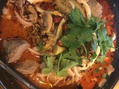 -Hi Joopo Hot Pot 吉阿婆麻辣烫