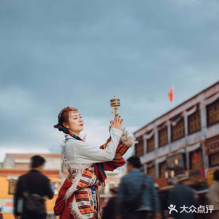 西藏-拉萨-来看八廓街藏服拍照如何！