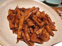 -巷子里小酒馆(西三道街店)