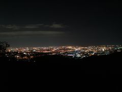 -鬼笑石后山停车场