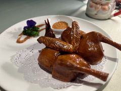 吊烧乳鸽-芙蓉堂(武汉天地店)