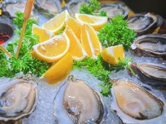 土蚝海鲜塔拼盘-囧吉香生蚝牛排馆(湖北路店)