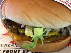 -FATBURGER 特富客汉堡(外交公寓店)