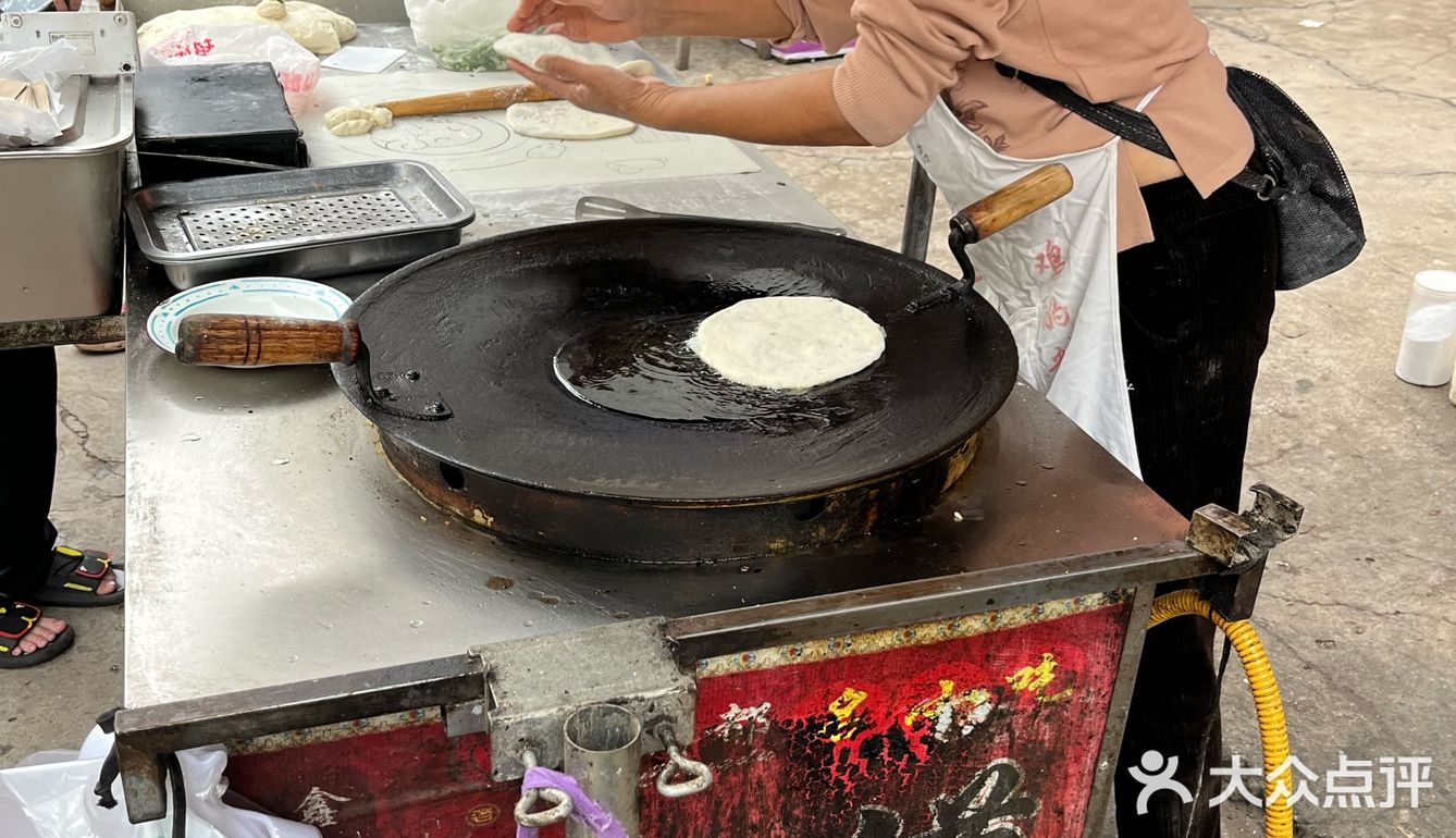 小时候最喜欢的油馍馍!现吃现做,快来试一下!