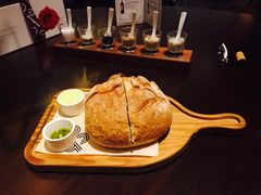 -恰餐厅及酒吧 CHAR Bar & Grill (北京丽都皇冠假日店)